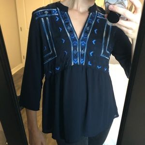 Flowy tribal print navy top women’s M